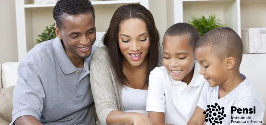 Como escolher um livro para leitura em família