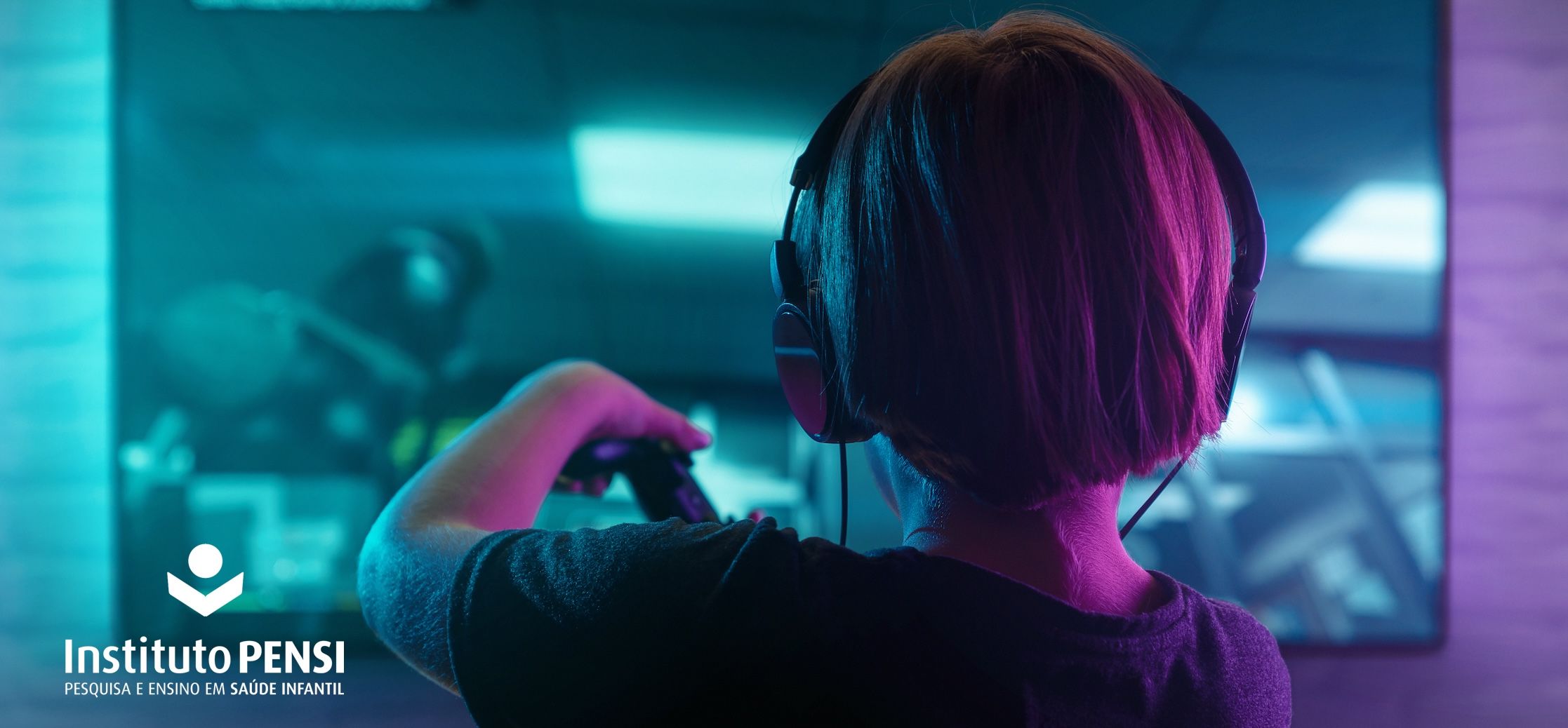 Pais x mídias eletrônicas