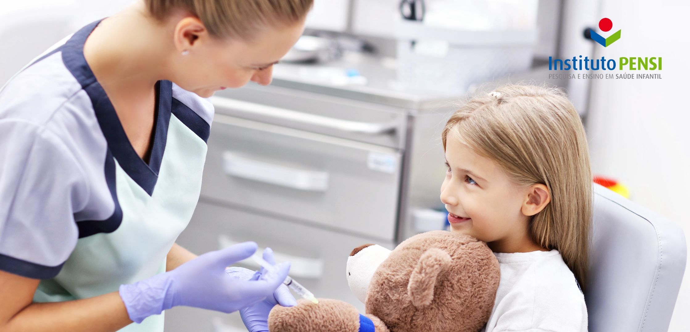 O Child Life Specialist durante a punção intravenosa – a injeção
