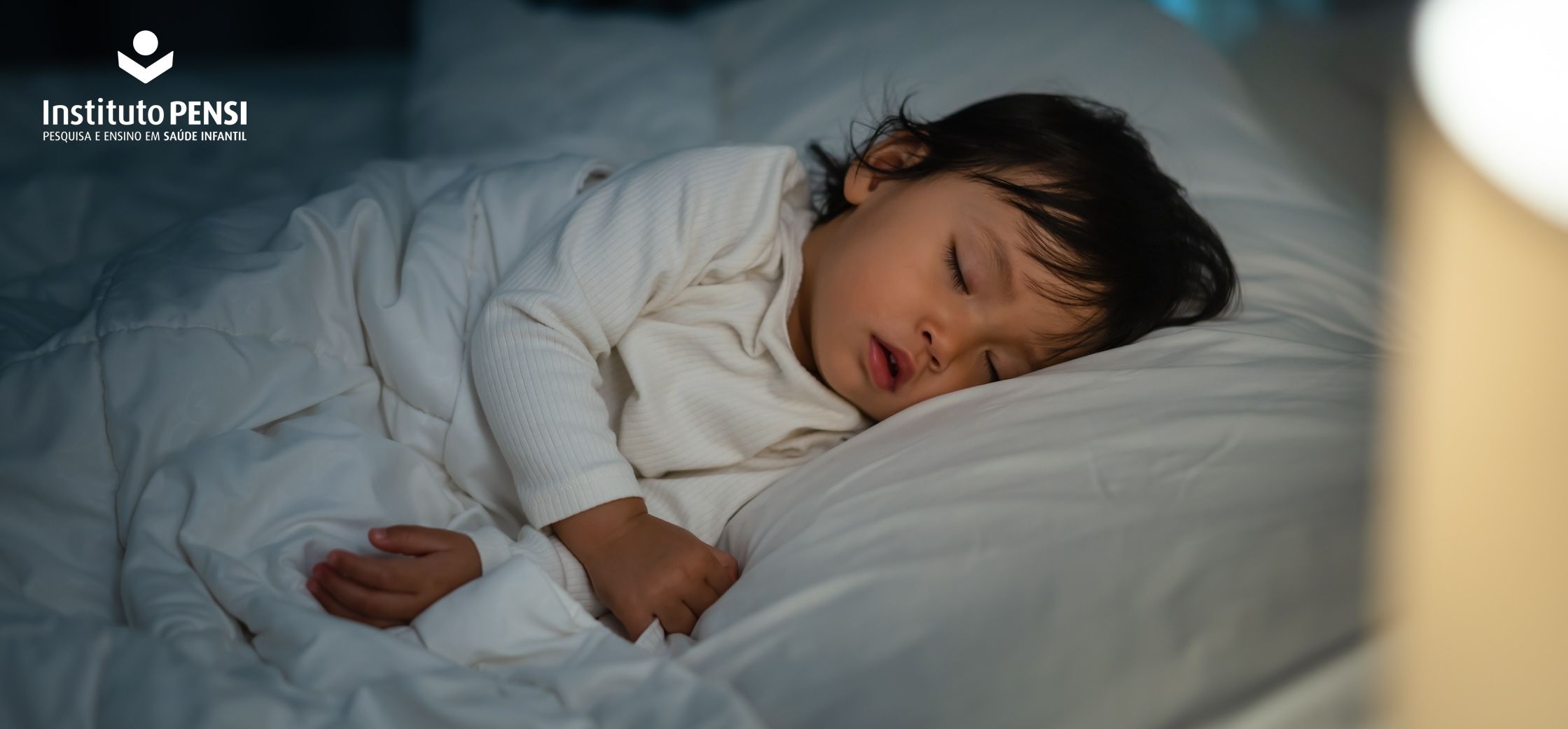 Seu filho não dorme? Existe luz no fim da cama
